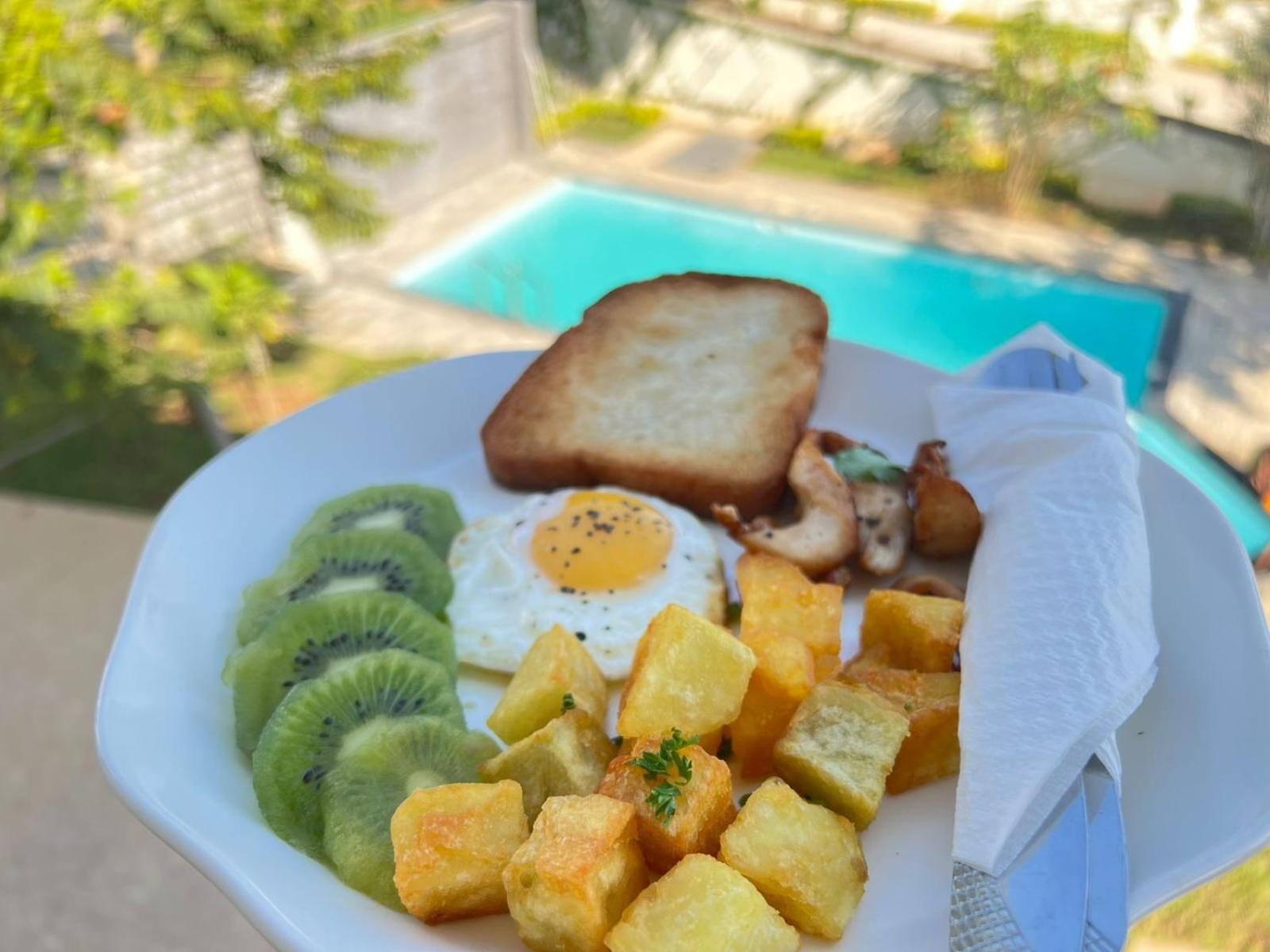 Guest House Nohfy Антананариву Екстериор снимка
