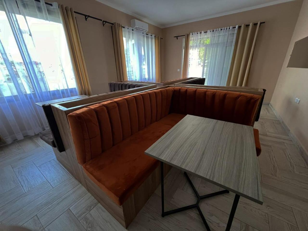 Guest House Nohfy Антананариву Екстериор снимка