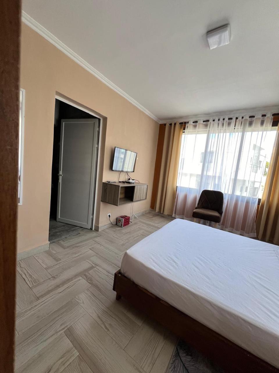 Guest House Nohfy Антананариву Екстериор снимка